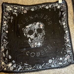 Alexander McQueen black skull silk scarf BNWT